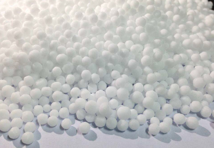 靈鑫(xin)牌尿(niao)素