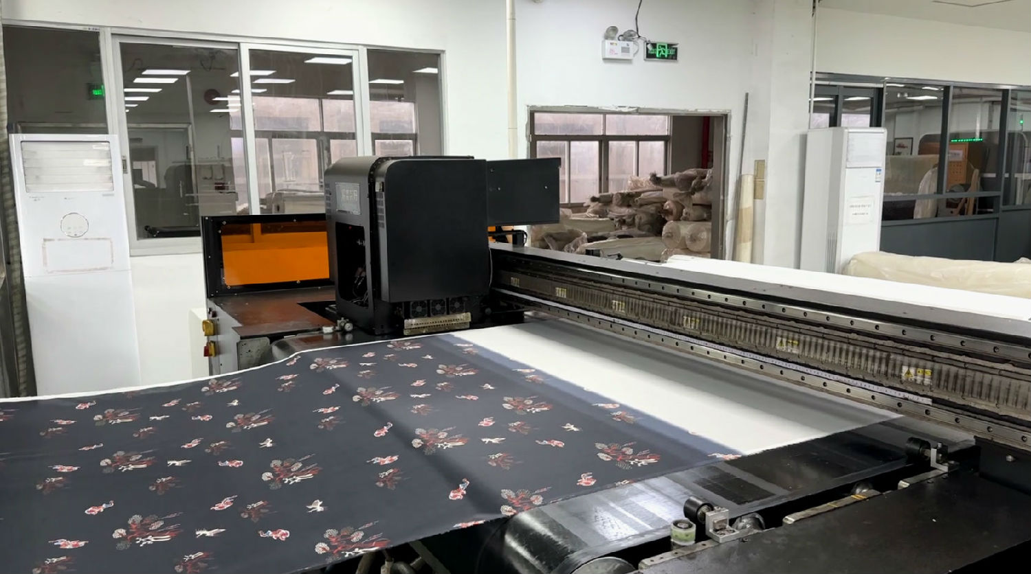 數(shu)碼印(yin)花機(ji)墨墊(nian)的作(zuo)用是(shi)什麽(me)?