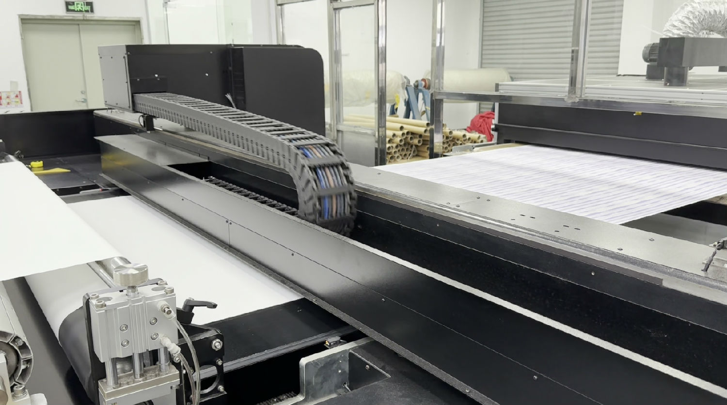 影(ying)響數碼(ma)印花機(ji)打印精(jing)度的8個(ge)因素