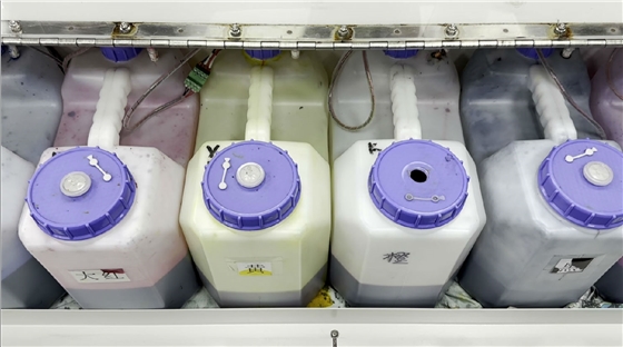 數碼印(yin)花機打圖(tu)出現方格(ge)的原因