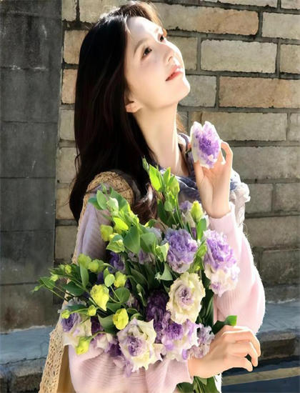 人物深度分析：《暗恋》中的服装的时代还原与角色塑造 展现表演艺术的魅力